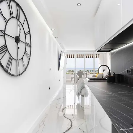 Lujo Borinquen 403 Vista Al Mar Apartment *