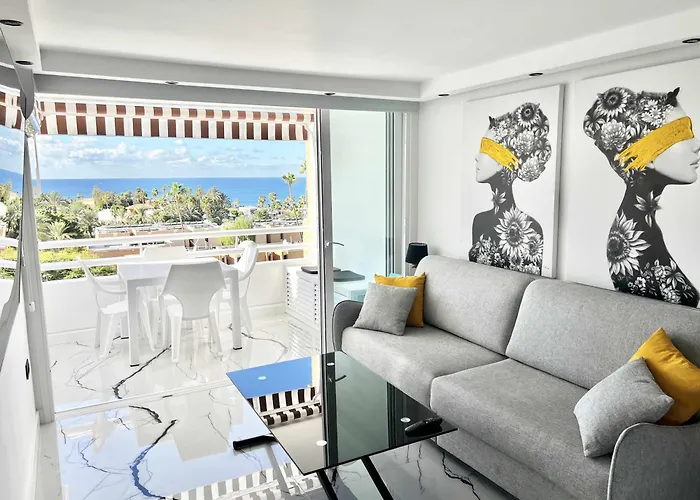 Lujo Borinquen 403 Vista Al Mar アパート *