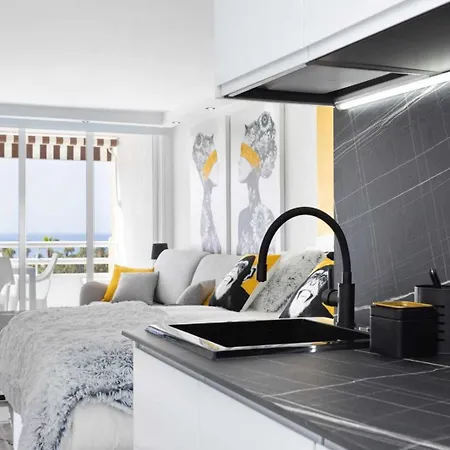 Lujo Borinquen 403 Vista Al Mar Appartement Playa Feñabe