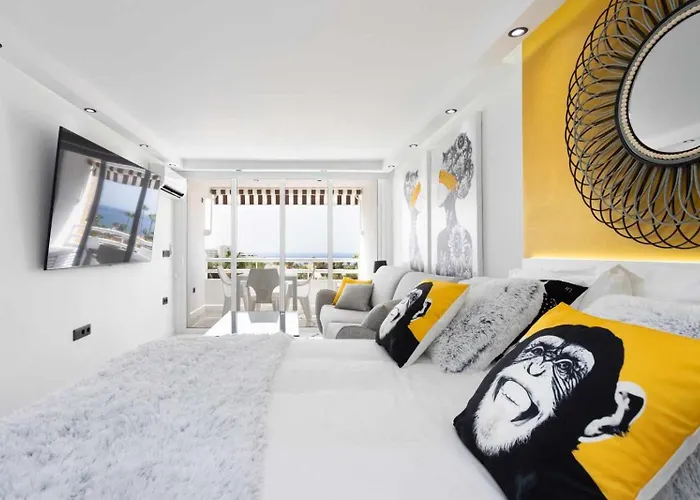 Lujo Borinquen 403 Vista Al Mar Playa Feñabe